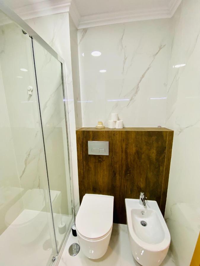 Lovely Apartment For Family And Group Of Friends Povoa de Santa Iria Eksteriør bilde